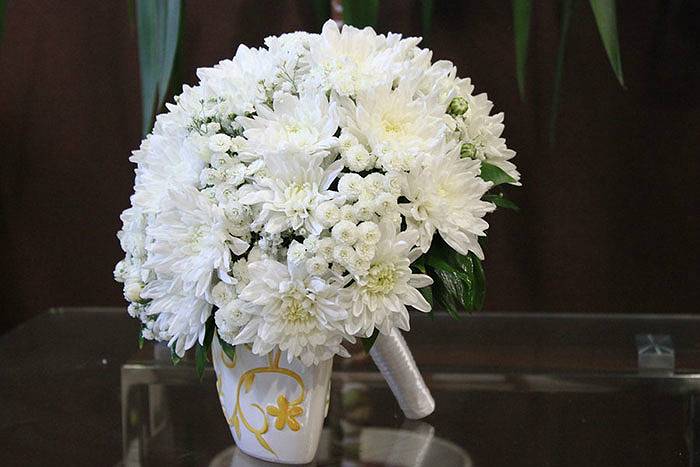 Свадебный букет из хризантем 2